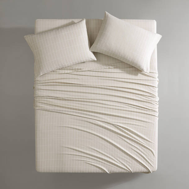 Marimekko Rosarium Reversible Comforter Set & Reviews Wayfair